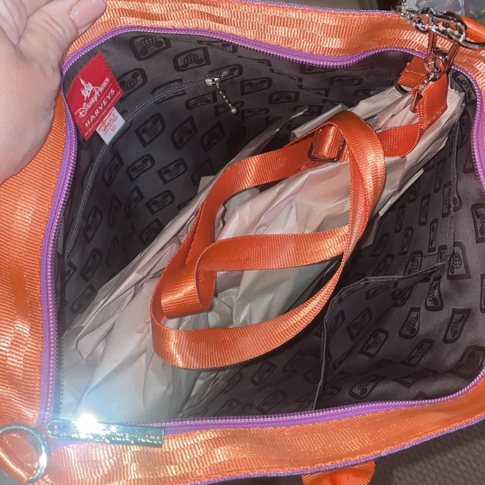 Harveys Disney Orange Bird medium streamline tote - Picture 5 of 6